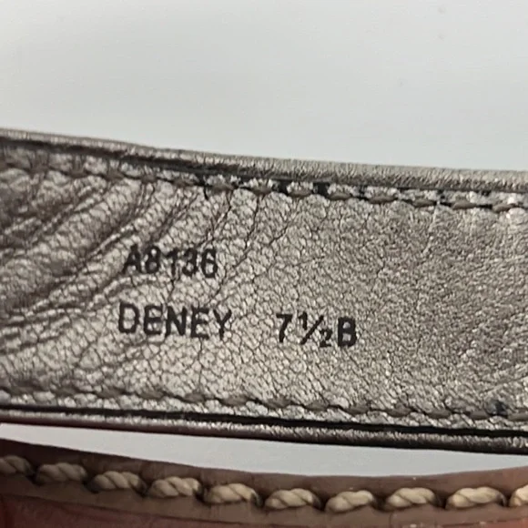 Coach Deney Black Patent Leather Flats Thong Sandals Sz:7.5 B - Picture 8 of 8